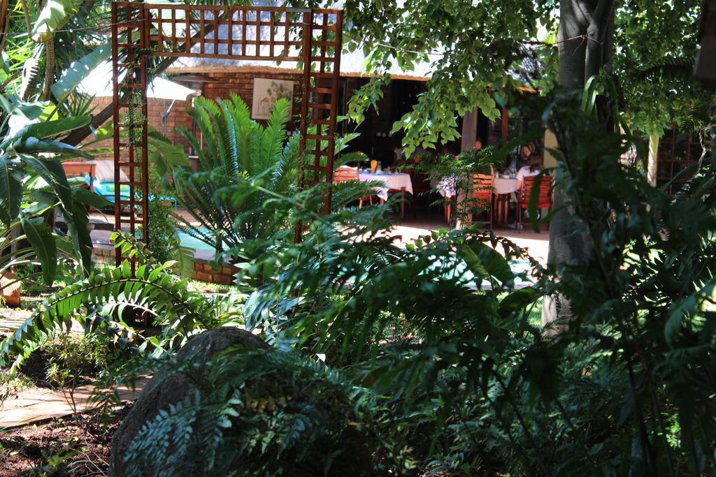 Foreigners Friend Guest House Pretoria-Noord Eksteriør billede
